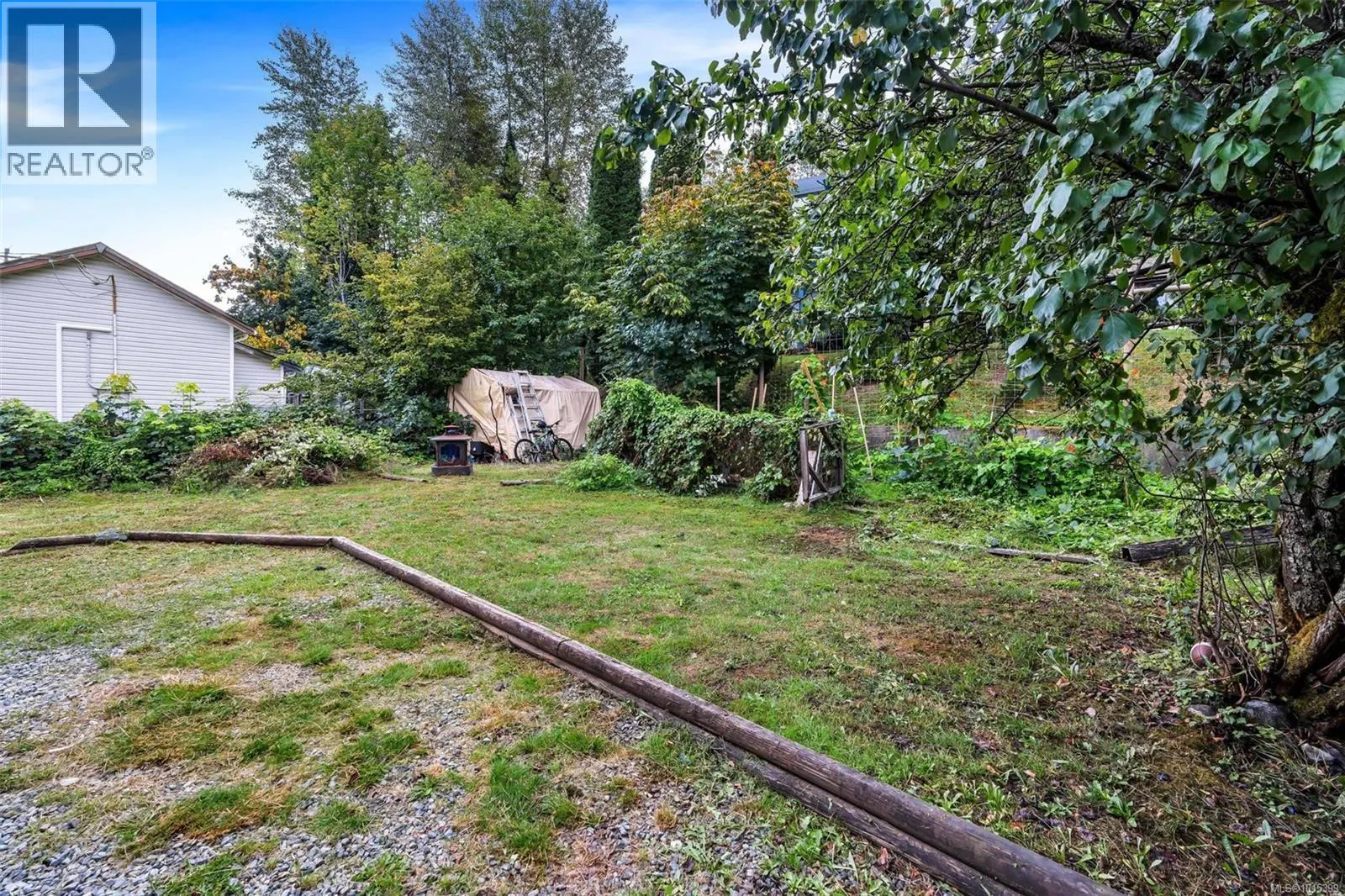 38 Cowichan Ave