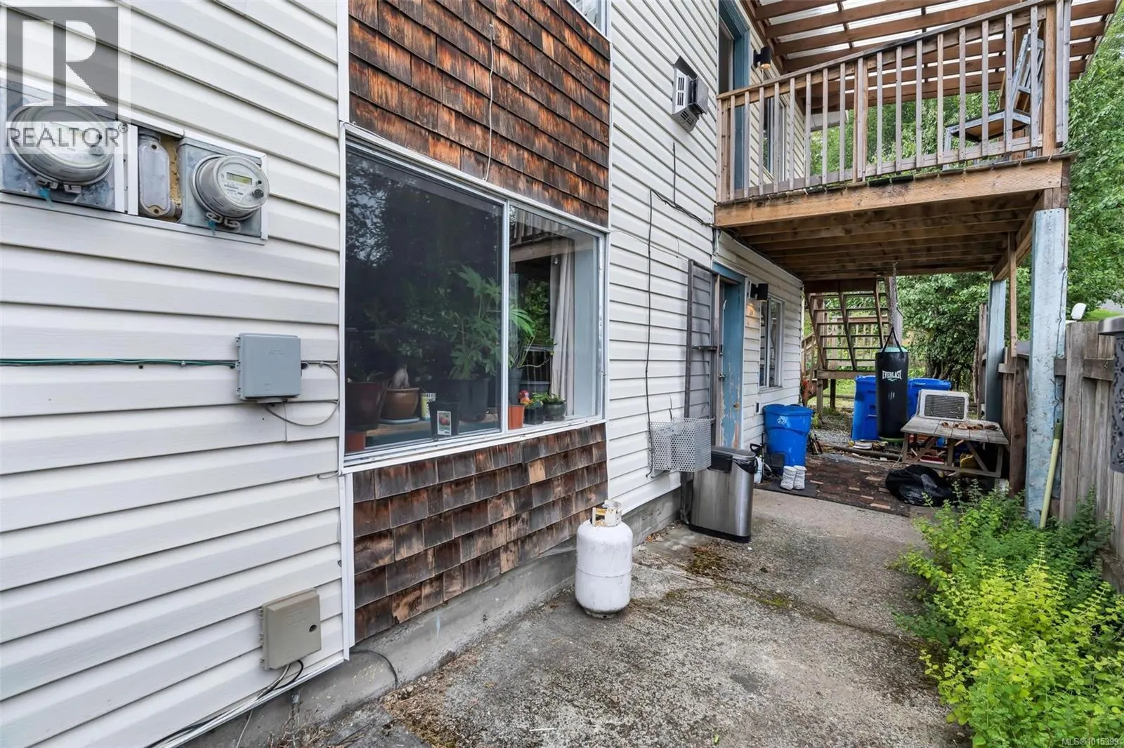 38 Cowichan Ave