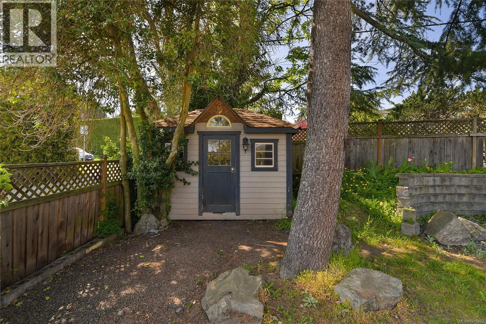 1199 Glen Tara Lane