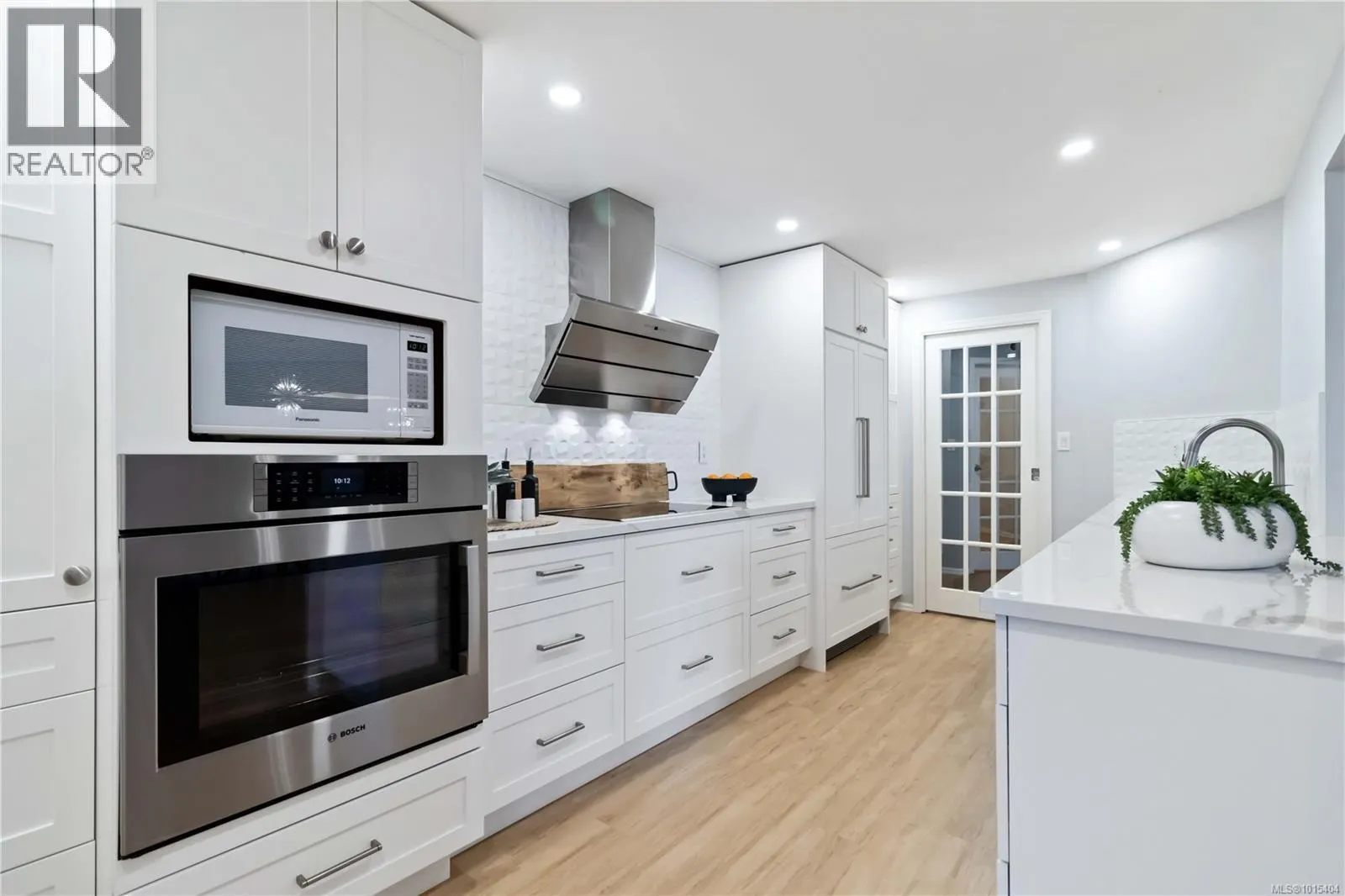 408 2119 Oak Bay Ave