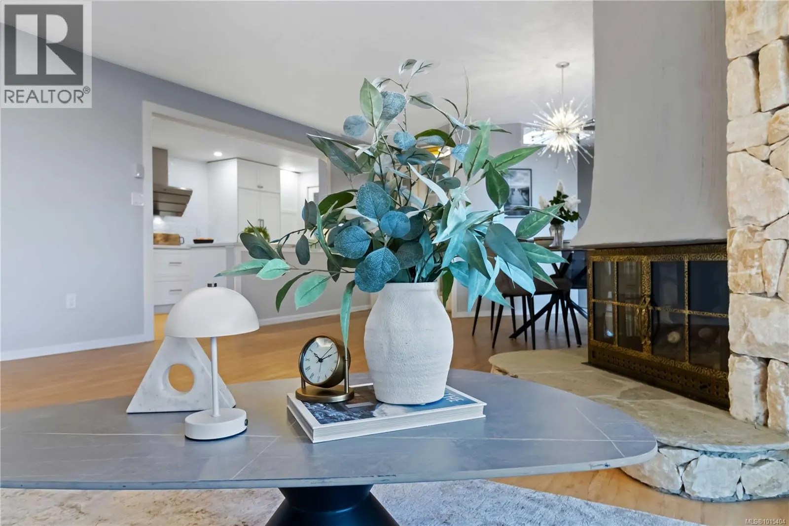 408 2119 Oak Bay Ave