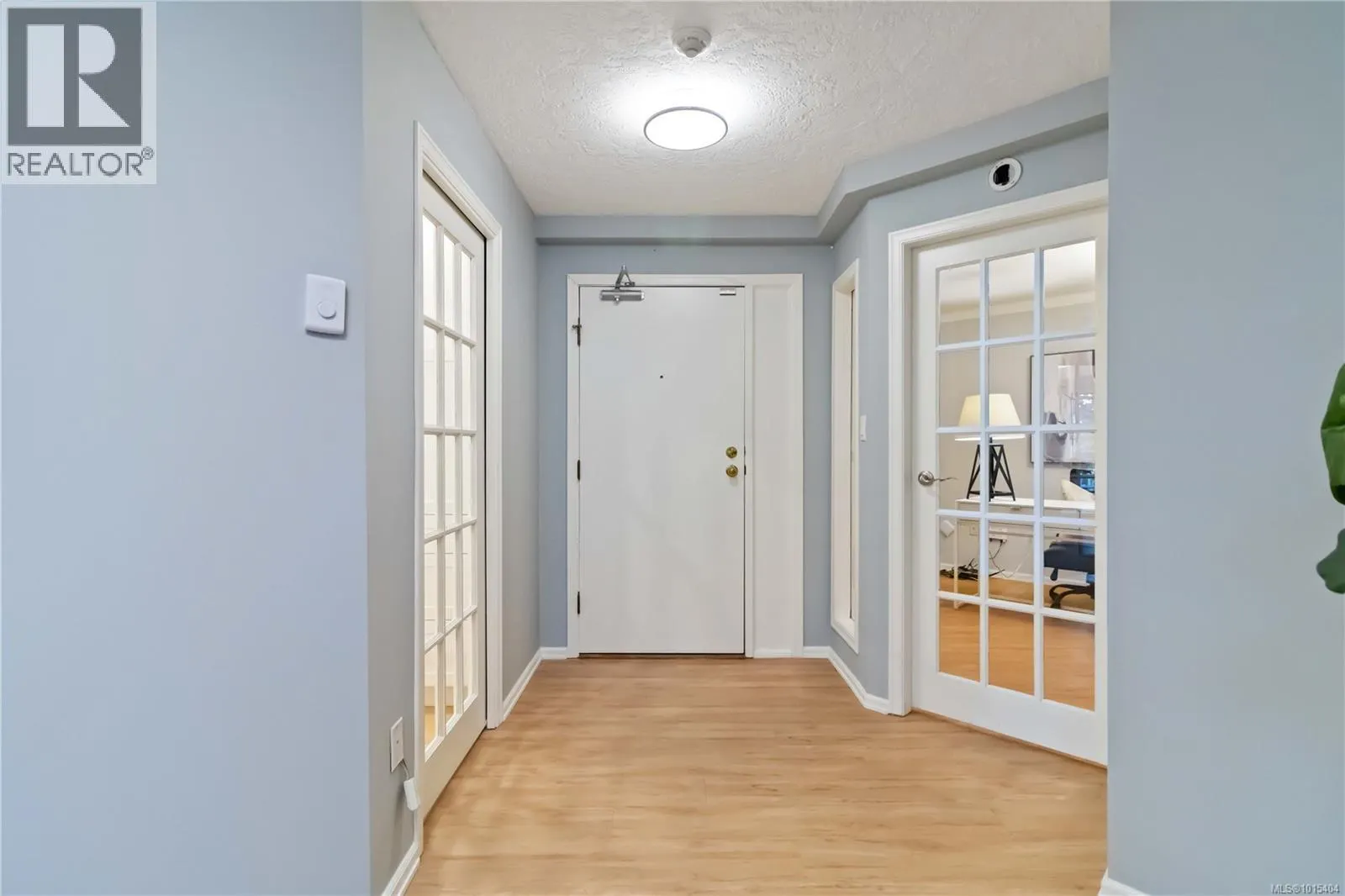 408 2119 Oak Bay Ave