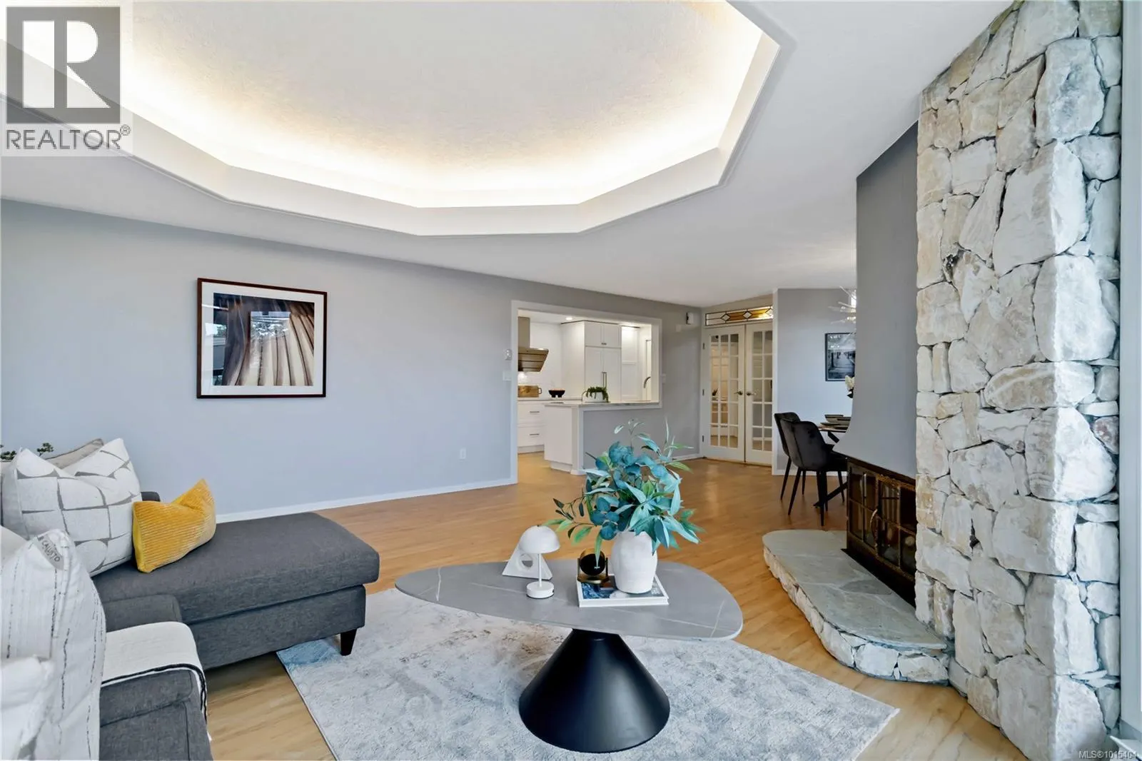 408 2119 Oak Bay Ave