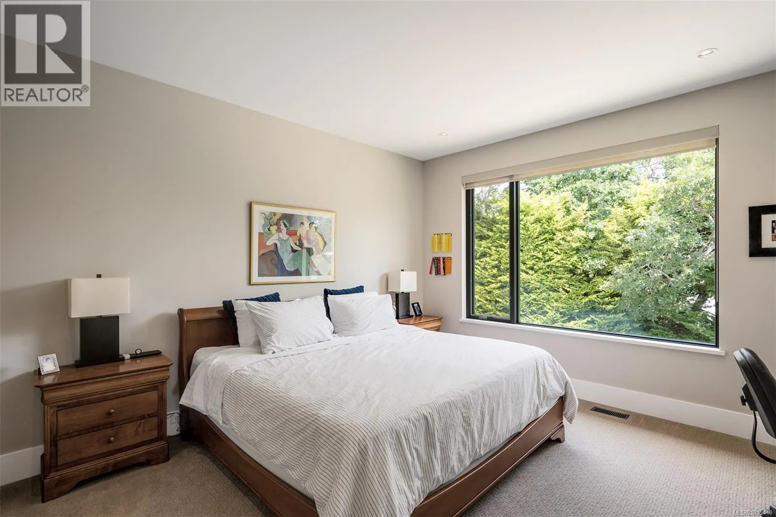 3724 Arbutus Ridge
