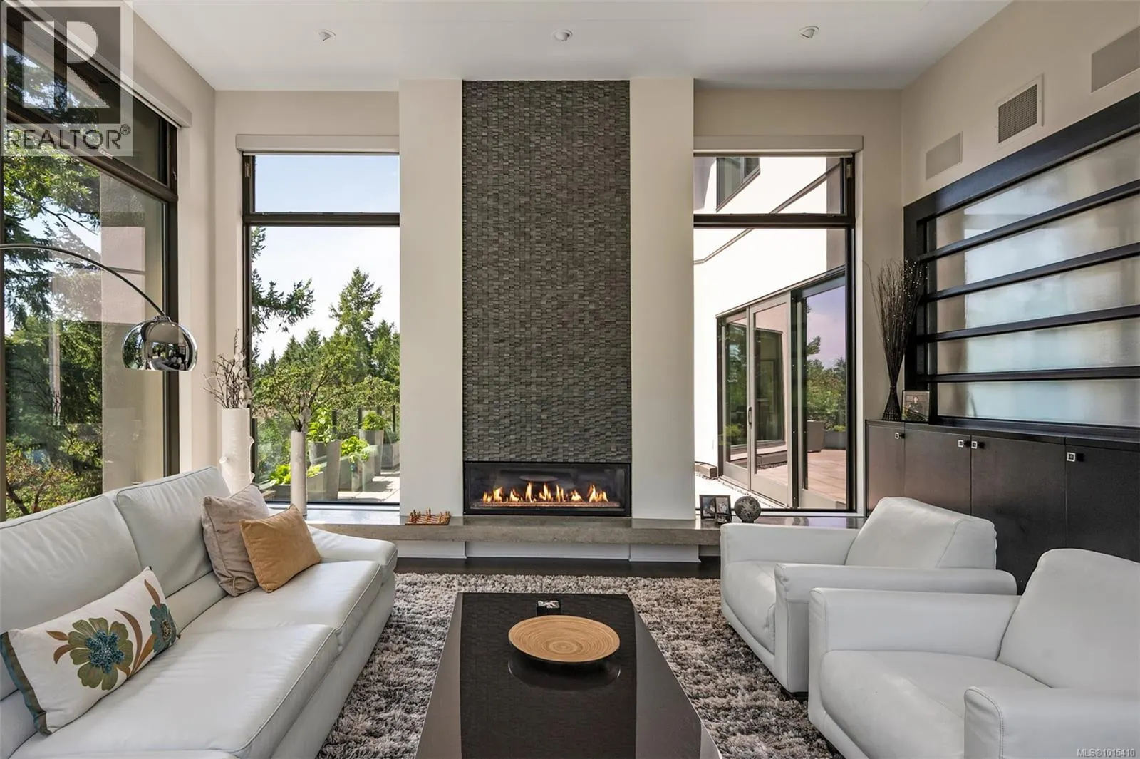 3724 Arbutus Ridge