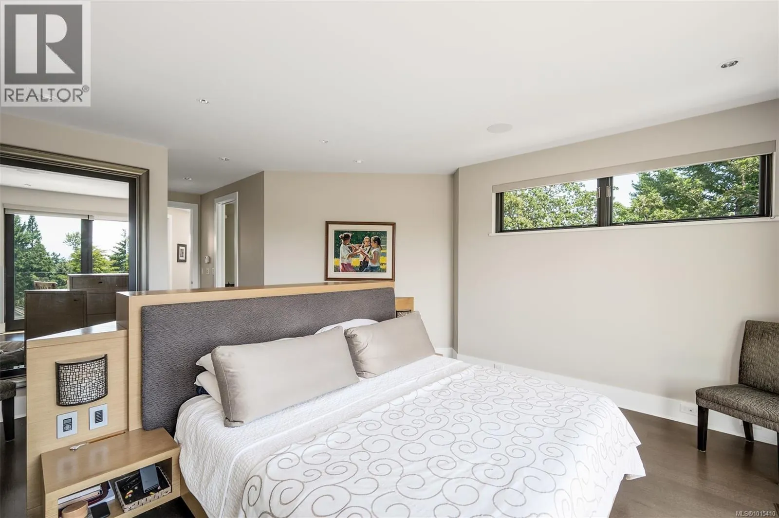 3724 Arbutus Ridge