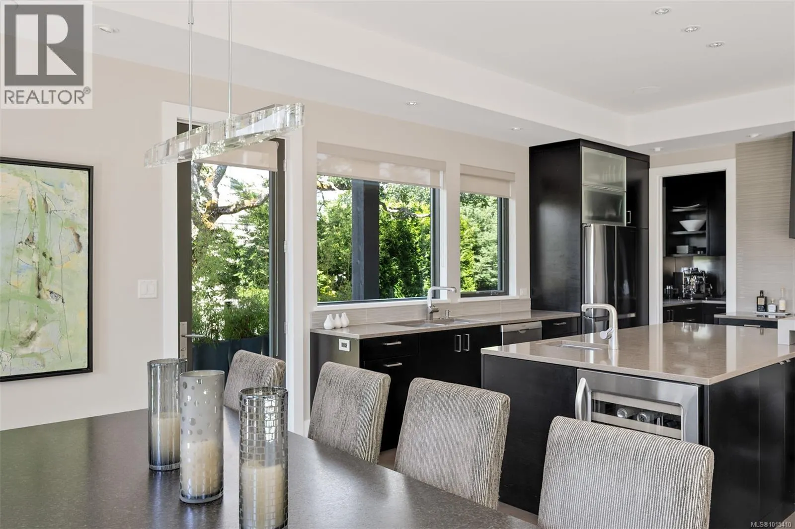 3724 Arbutus Ridge