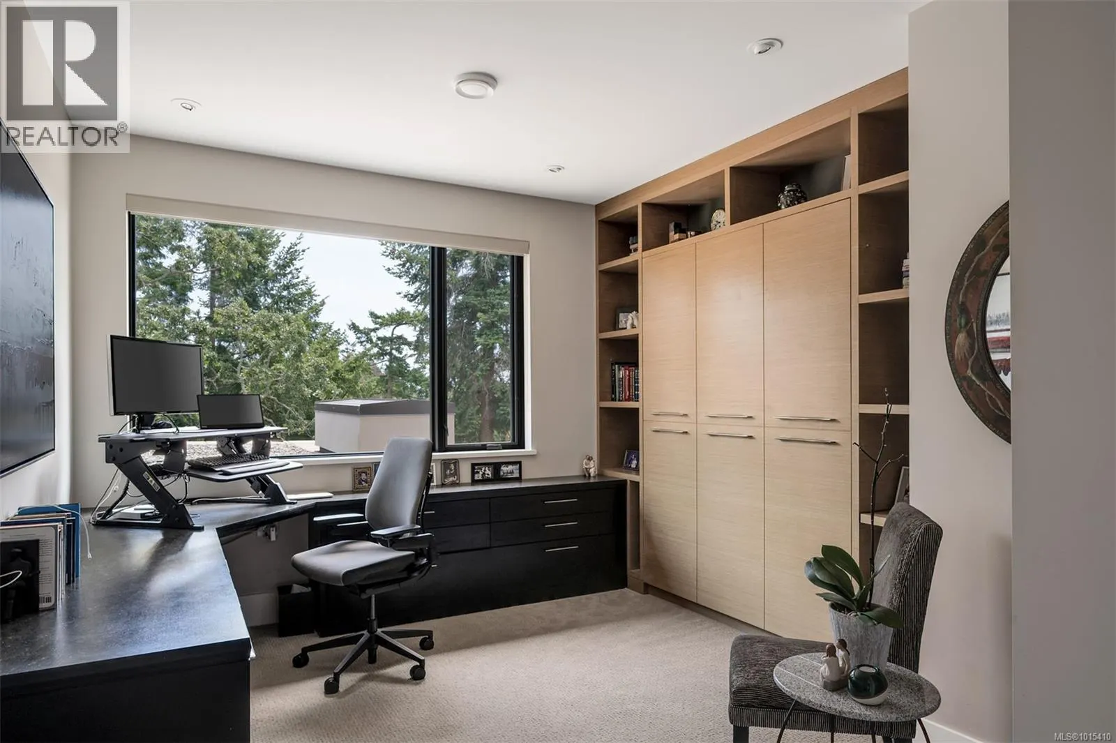 3724 Arbutus Ridge
