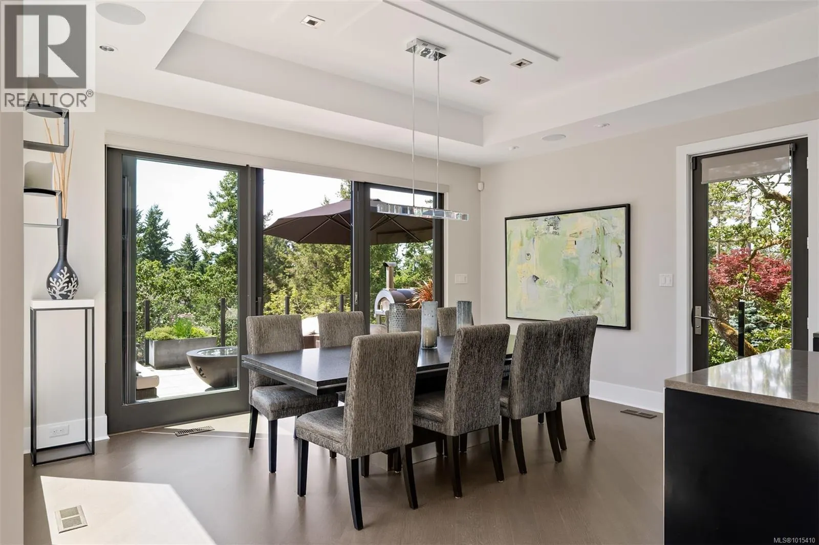 3724 Arbutus Ridge