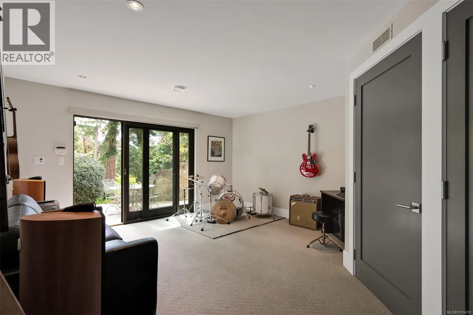 3724 Arbutus Ridge