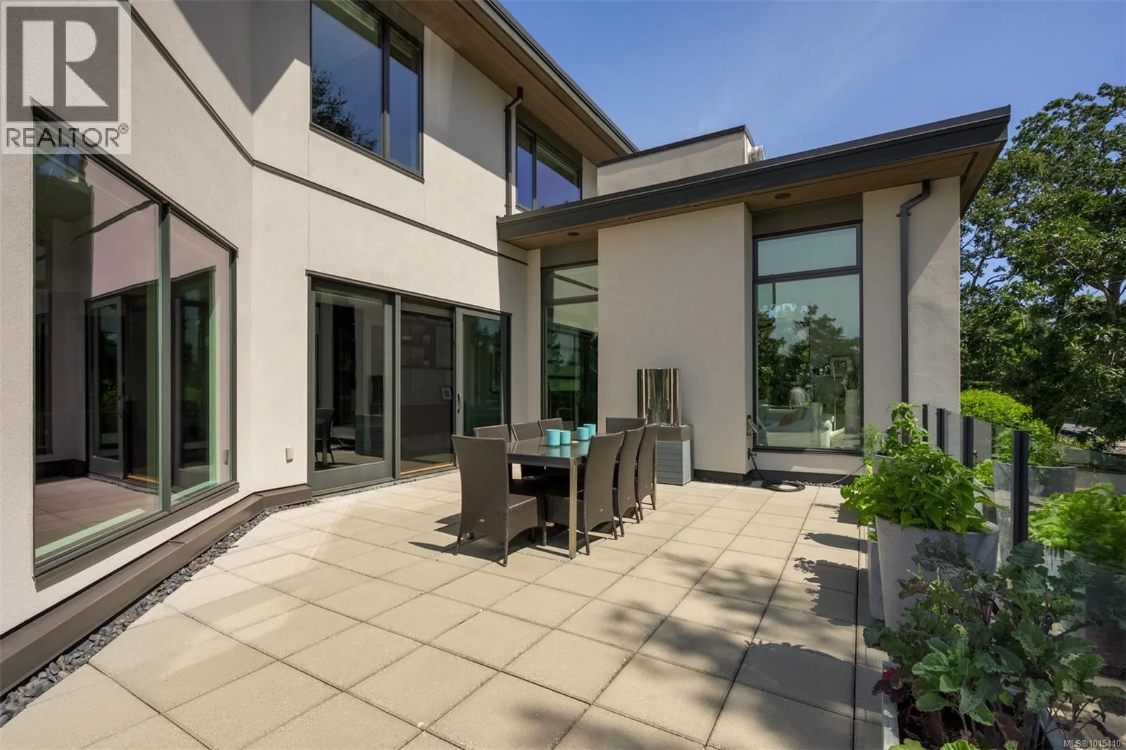 3724 Arbutus Ridge