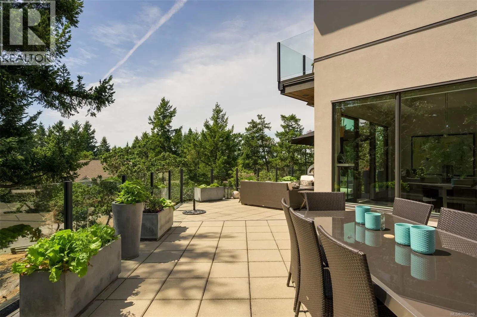 3724 Arbutus Ridge
