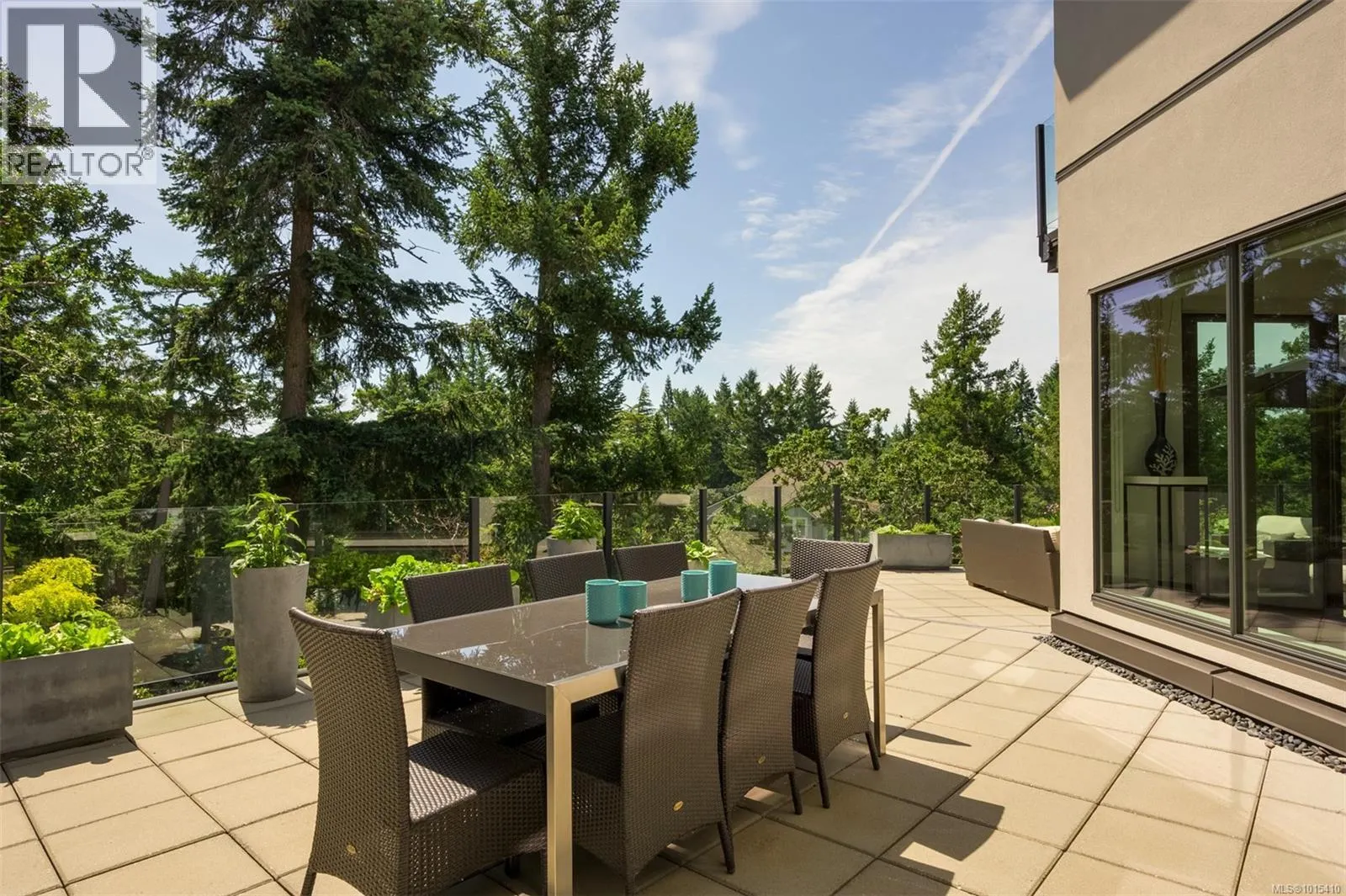 3724 Arbutus Ridge