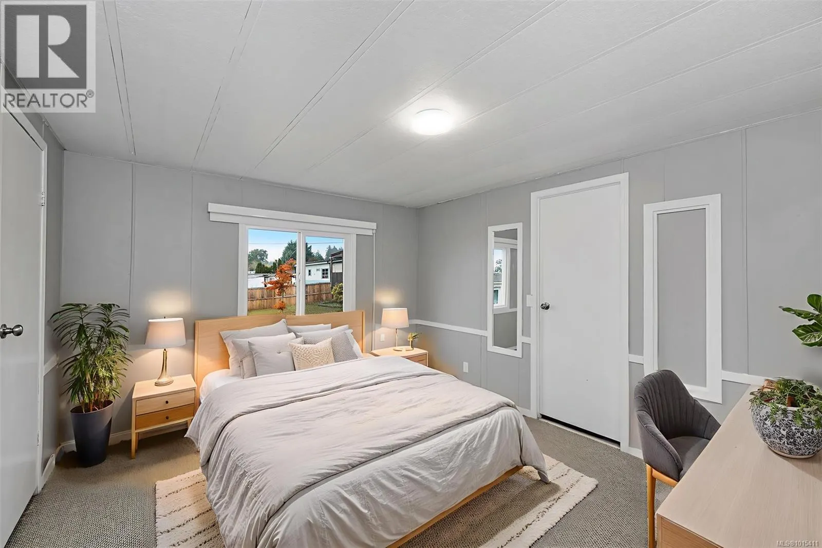 20 7390 West Saanich Rd