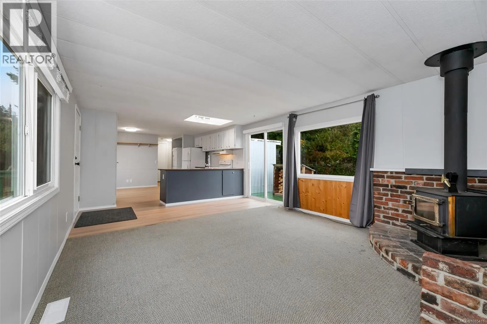 20 7390 West Saanich Rd