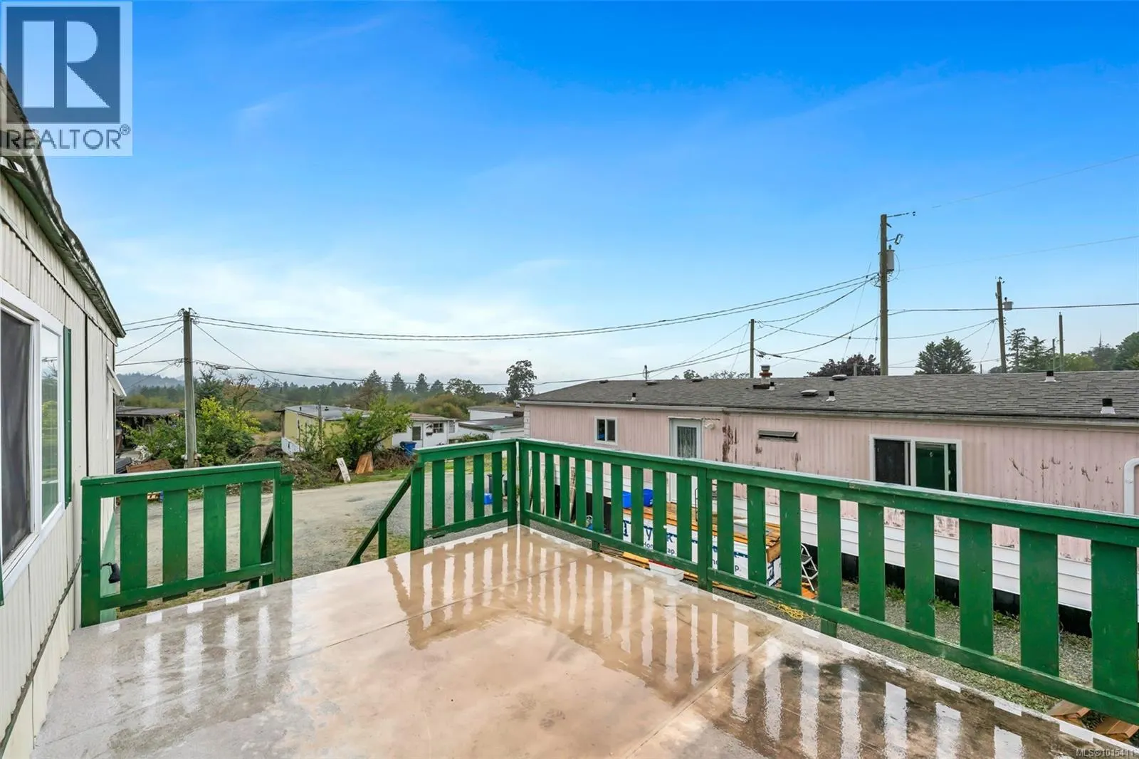 20 7390 West Saanich Rd