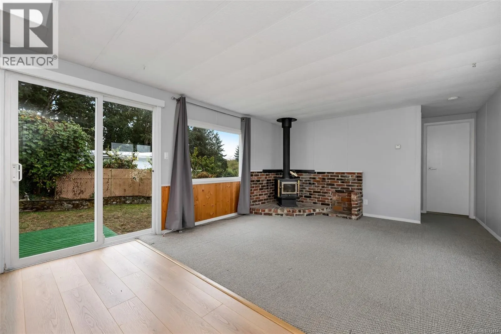 20 7390 West Saanich Rd