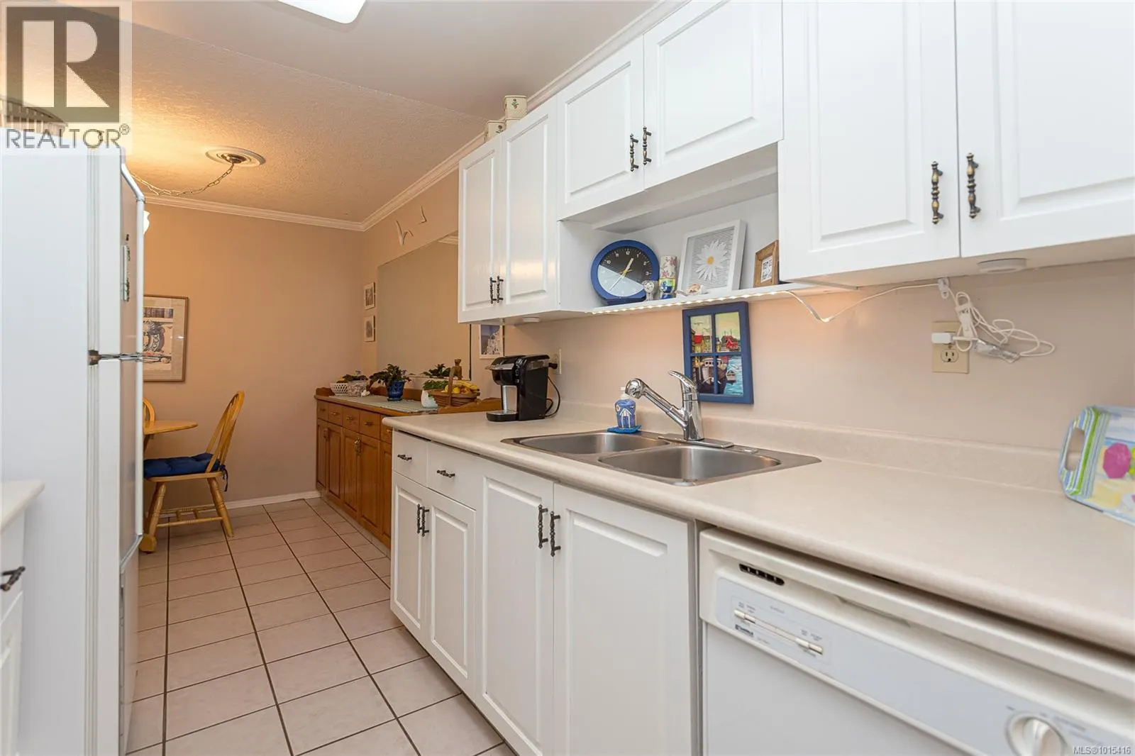 110 130 Sunningdale Rd E