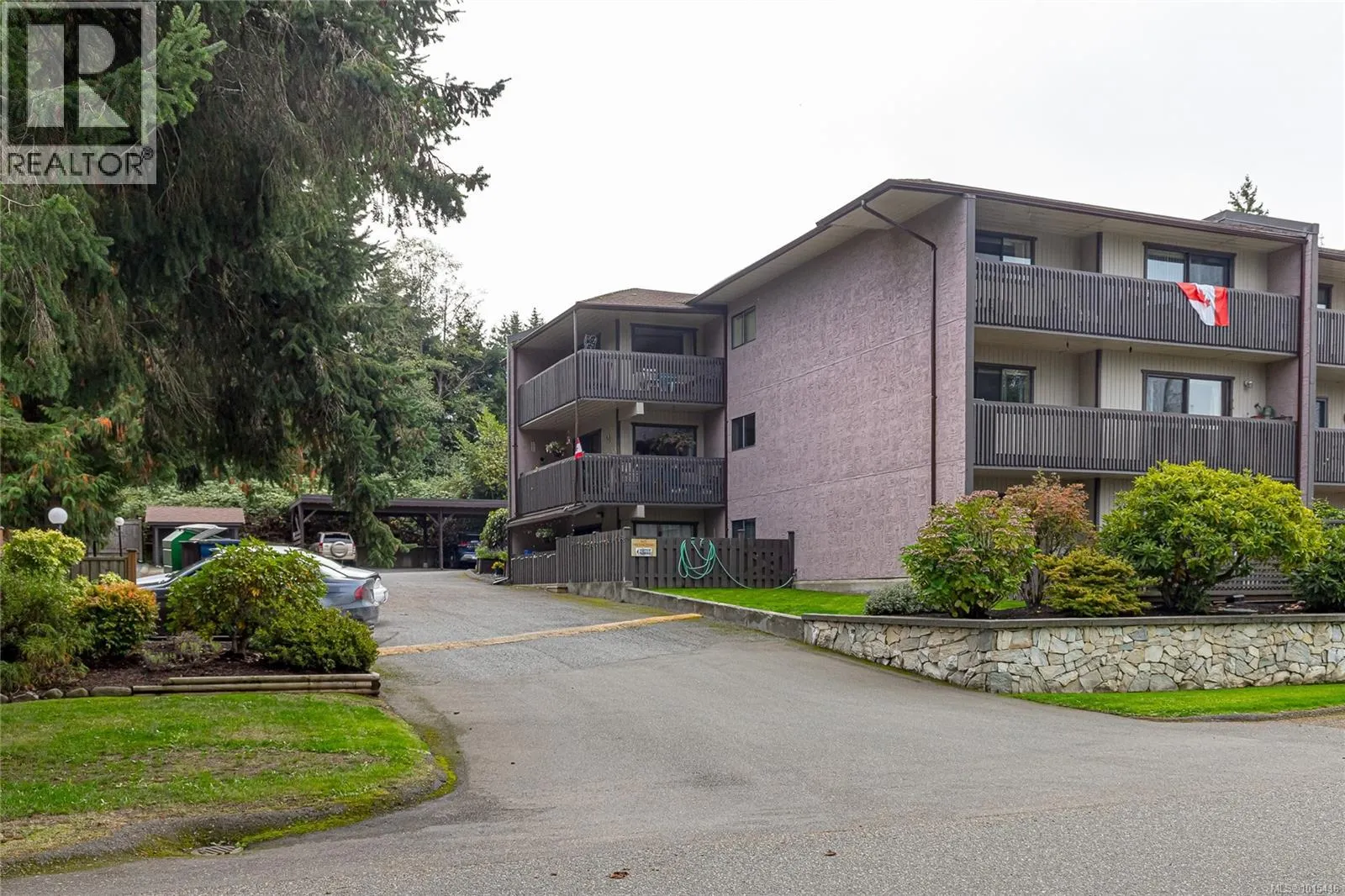 110 130 Sunningdale Rd E