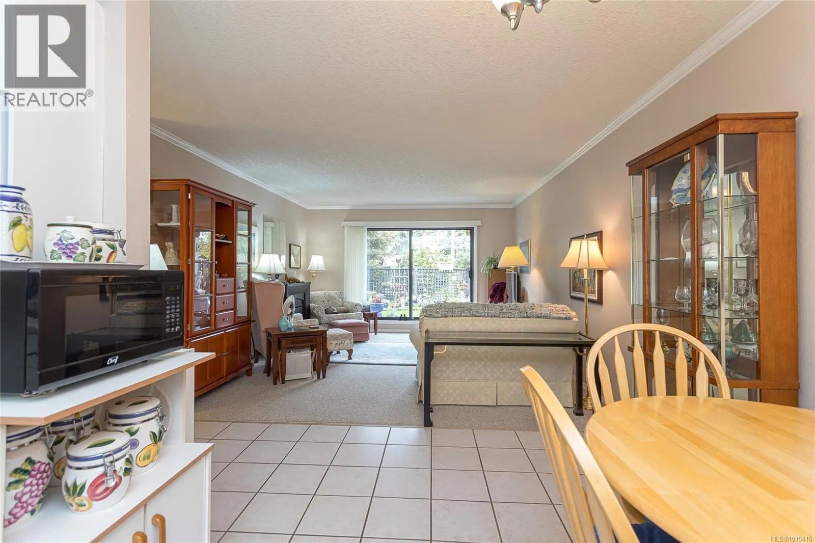 110 130 Sunningdale Rd E