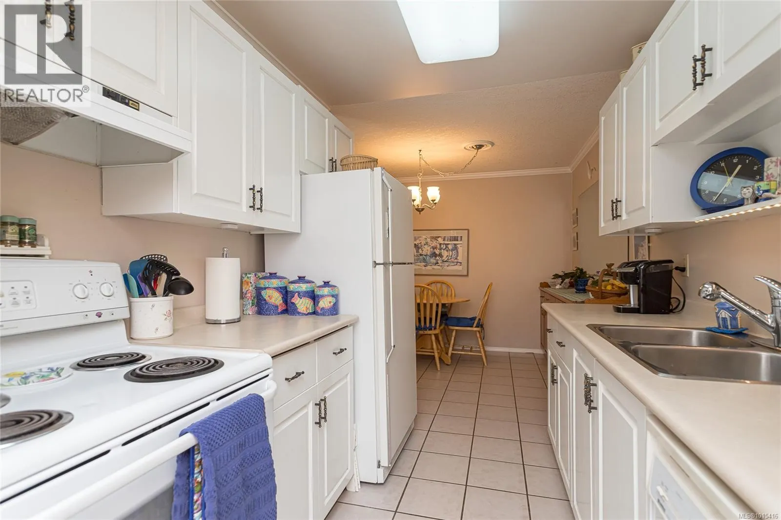 110 130 Sunningdale Rd E