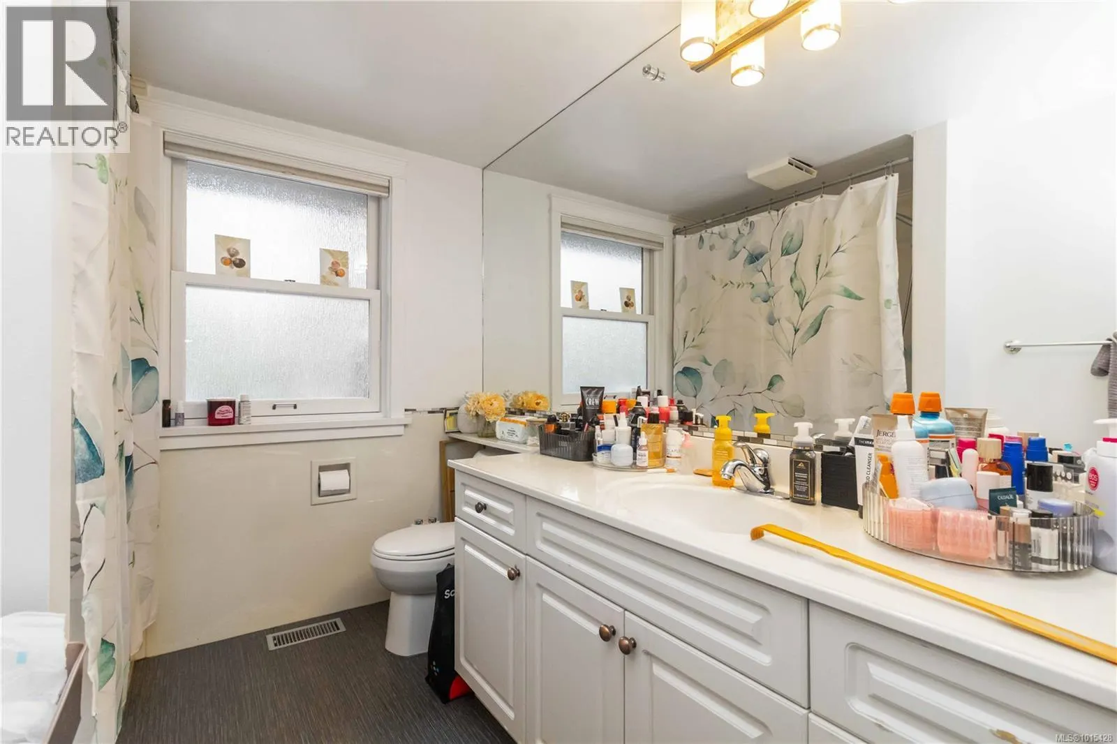 1812 El Sereno Dr