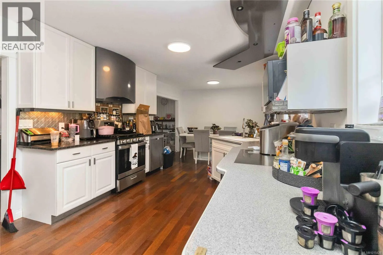 1812 El Sereno Dr