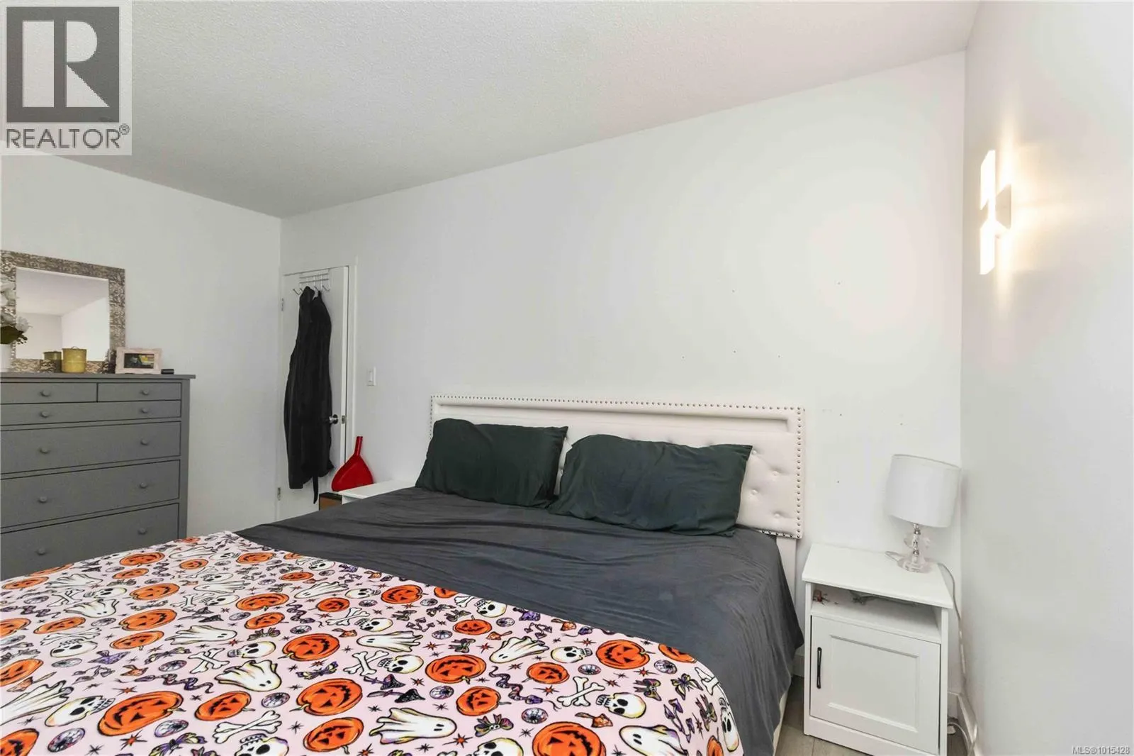 1812 El Sereno Dr