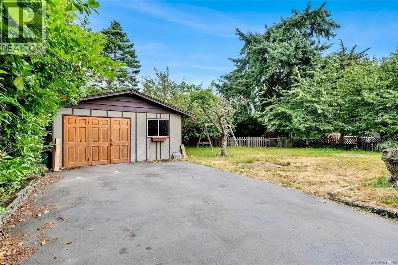 1812 El Sereno Dr