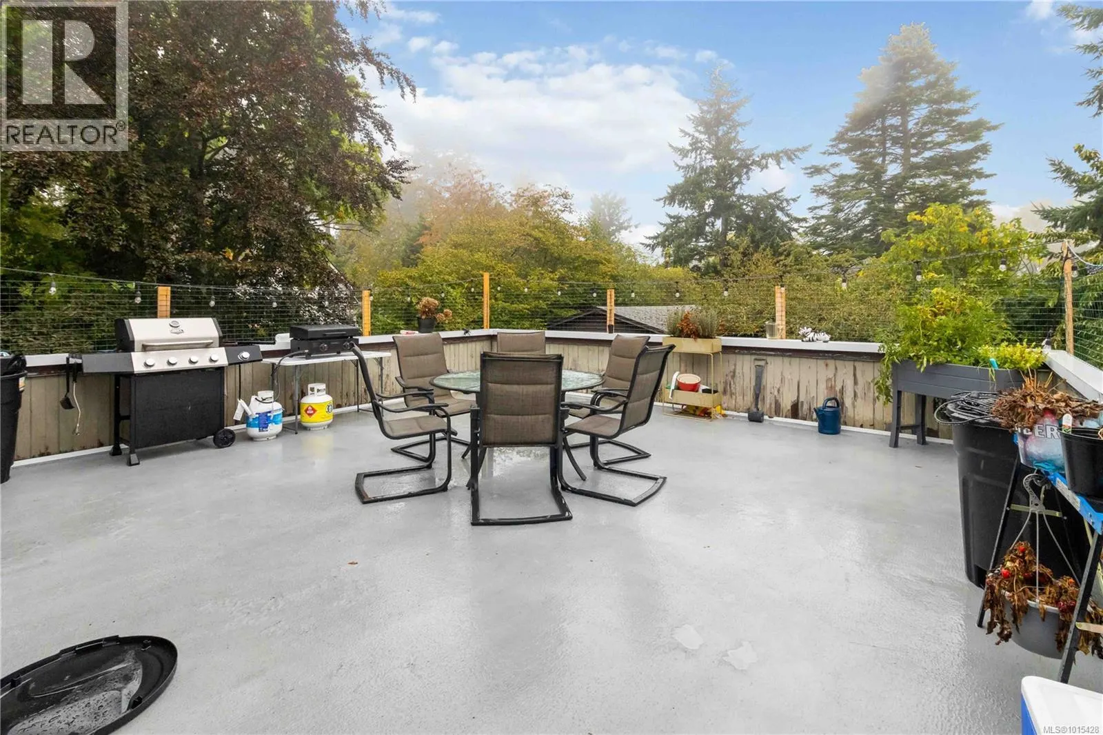 1812 El Sereno Dr