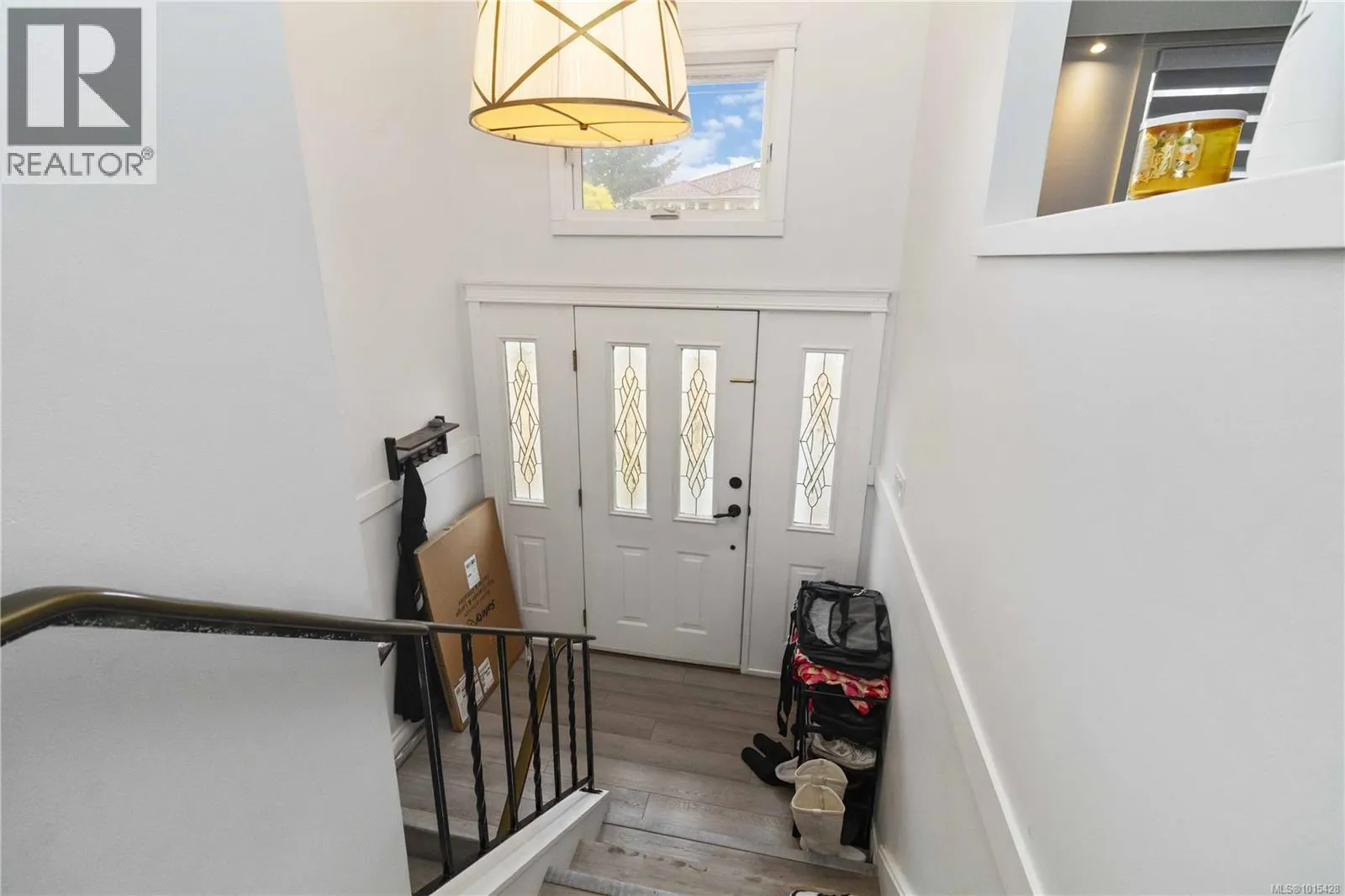 1812 El Sereno Dr