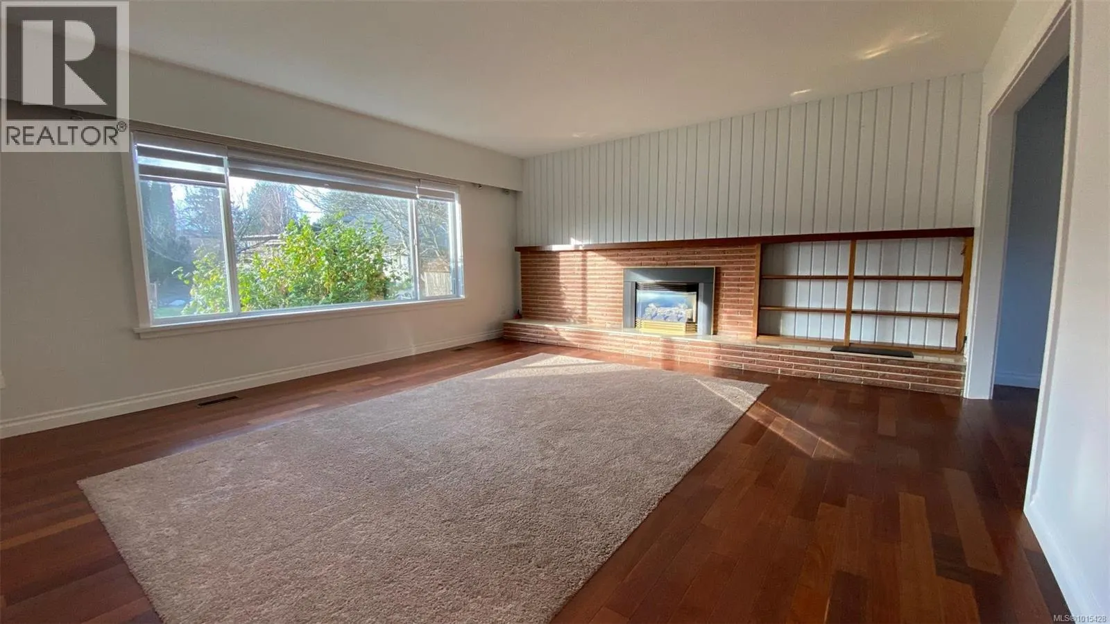 1812 El Sereno Dr