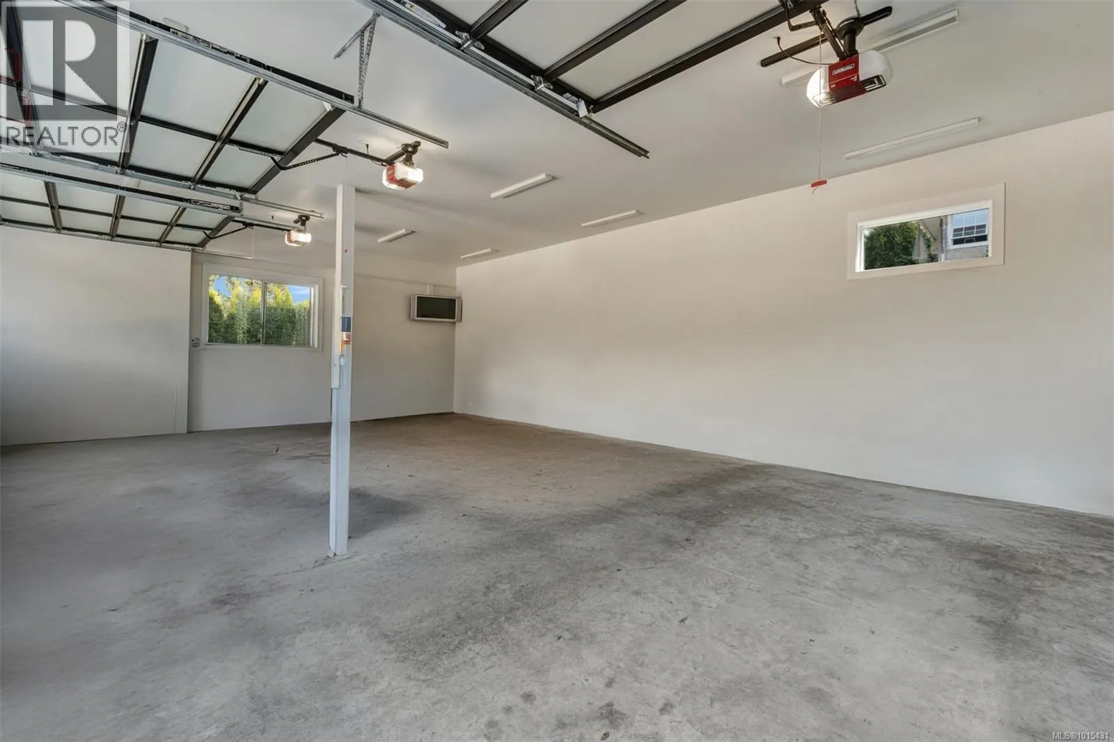 8660 Richland Pl