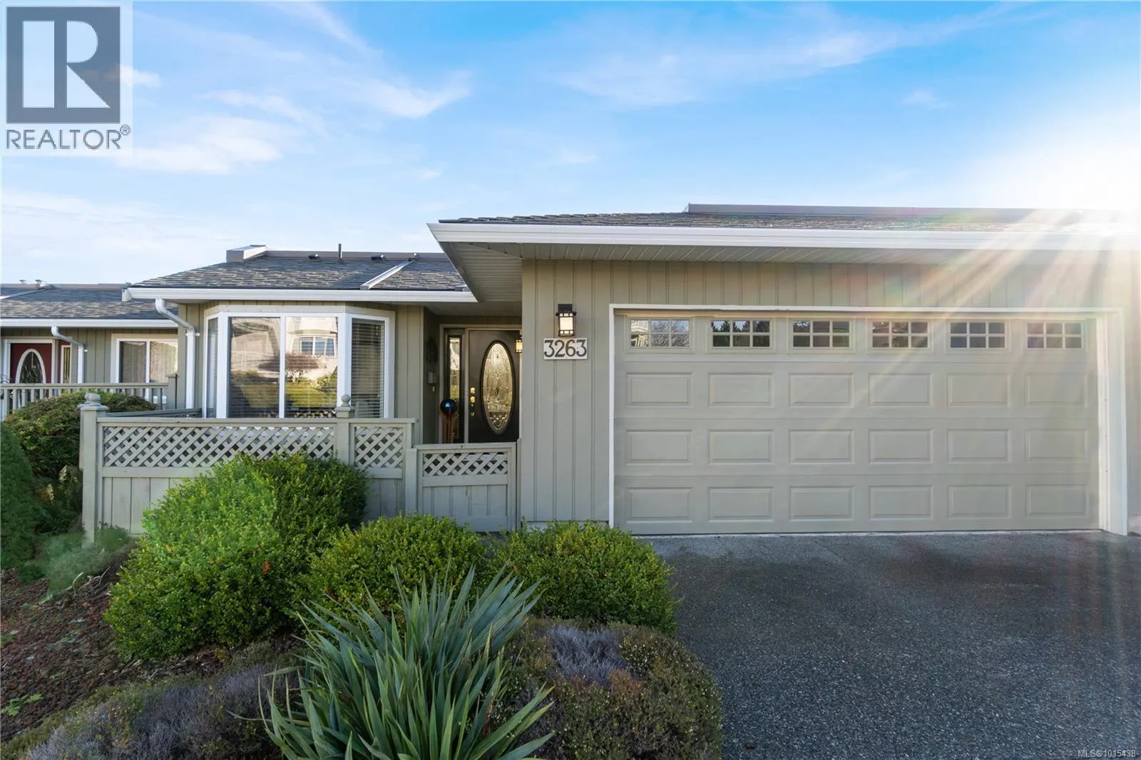 3263 Stoney Ridge