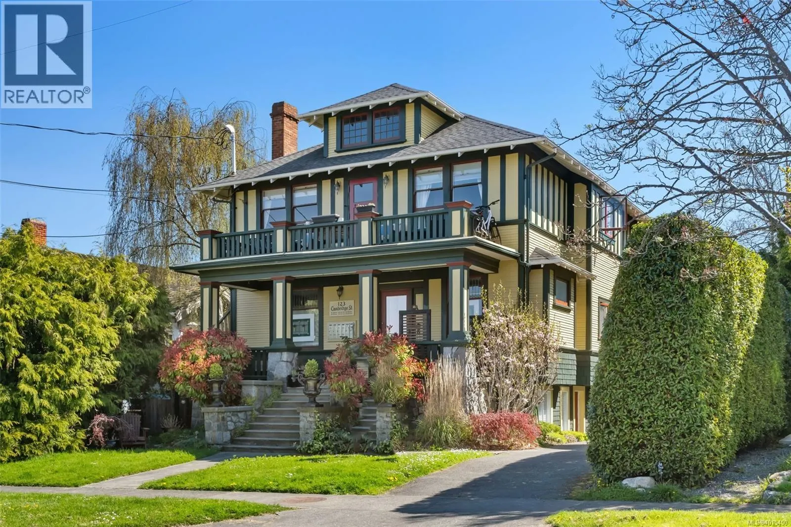 123 Cambridge St