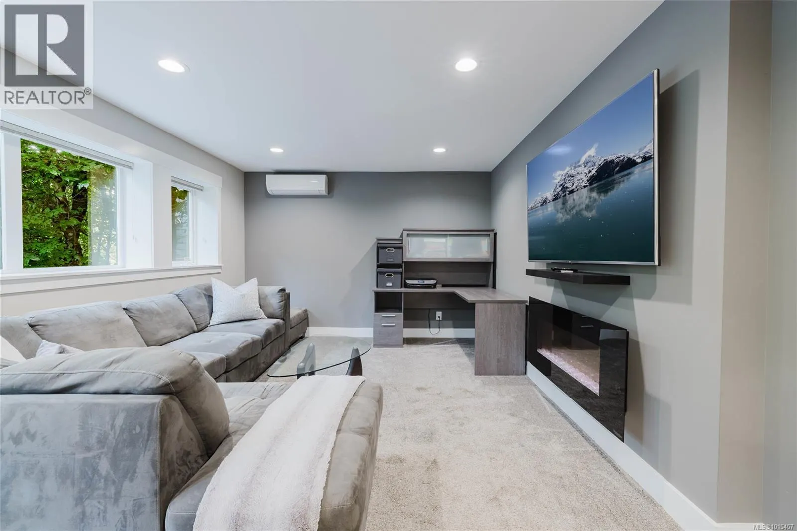 488 Royal Bay Dr