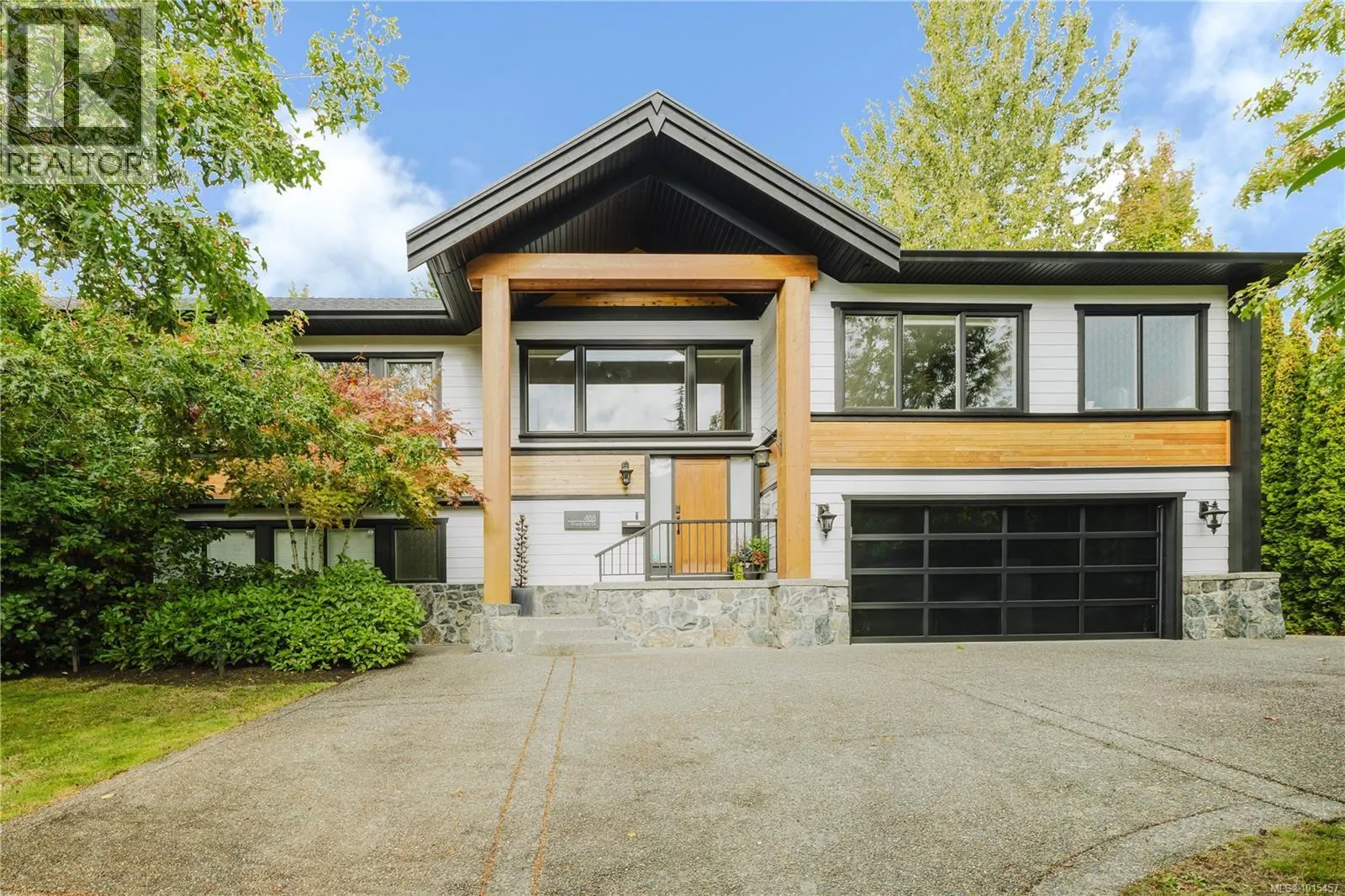 488 Royal Bay Dr