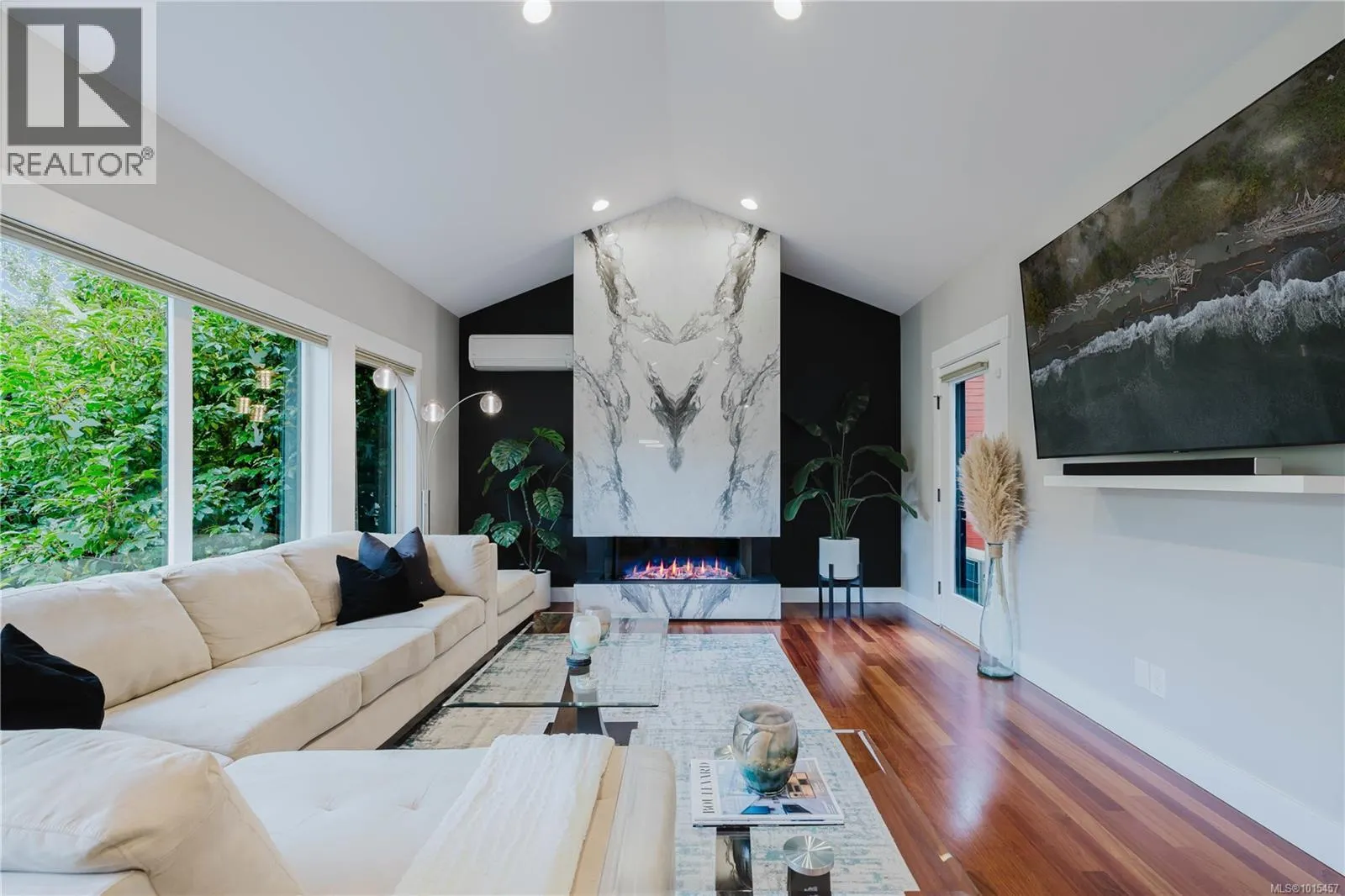 488 Royal Bay Dr