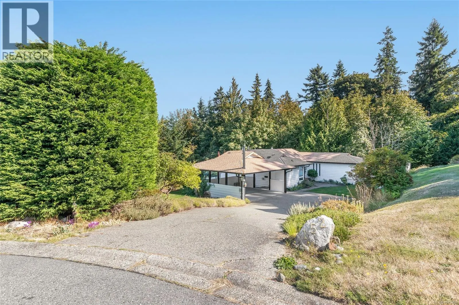 152 Bonavista Pl