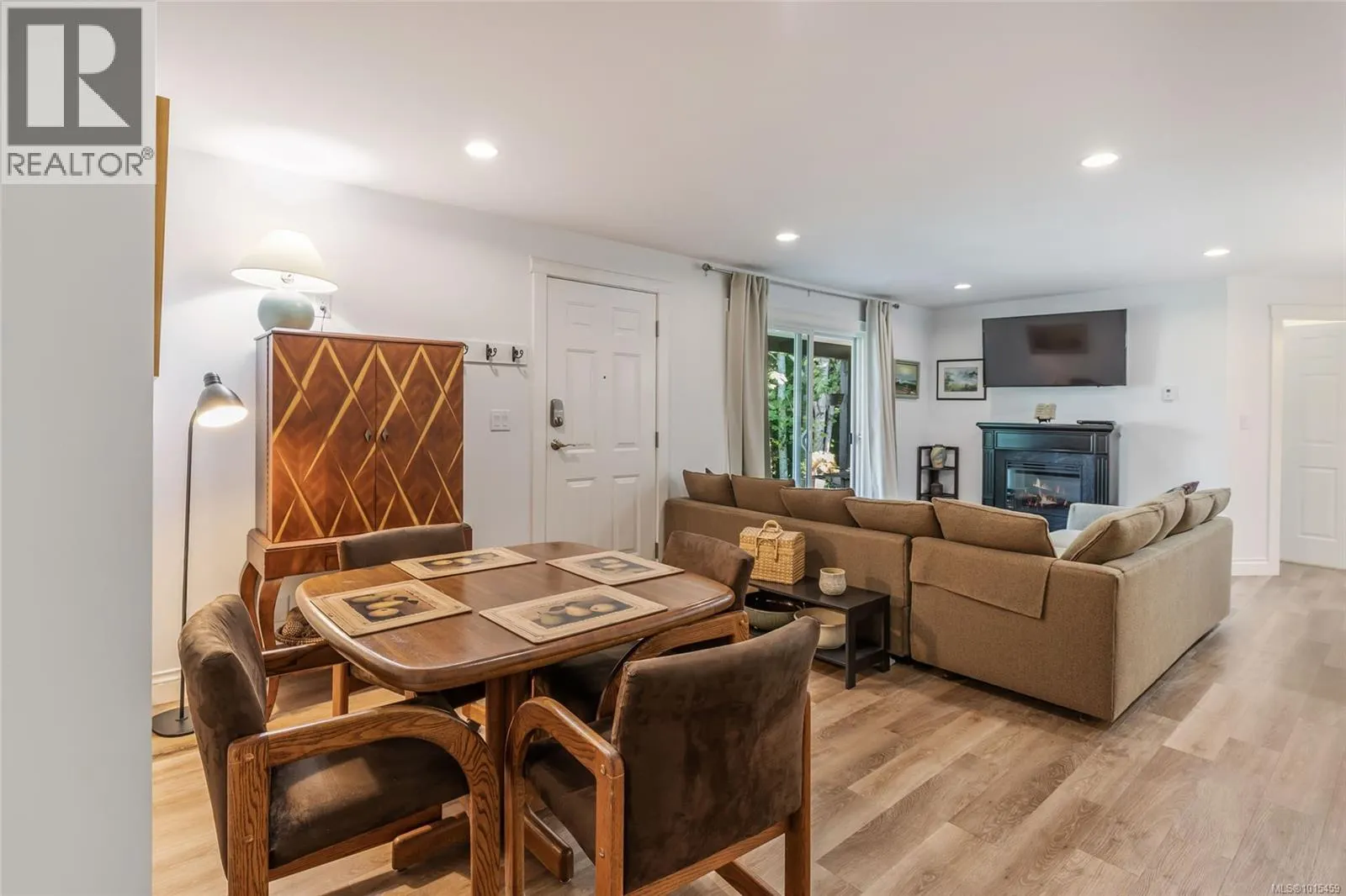 152 Bonavista Pl