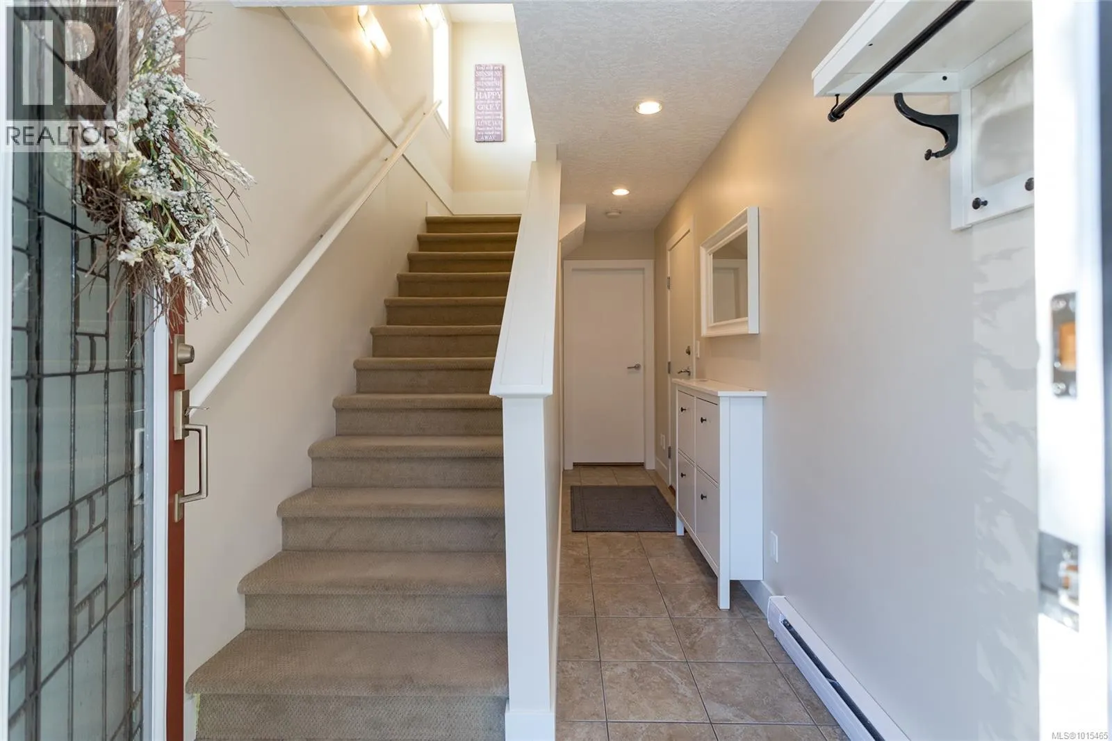 2121 Greenhill Rise