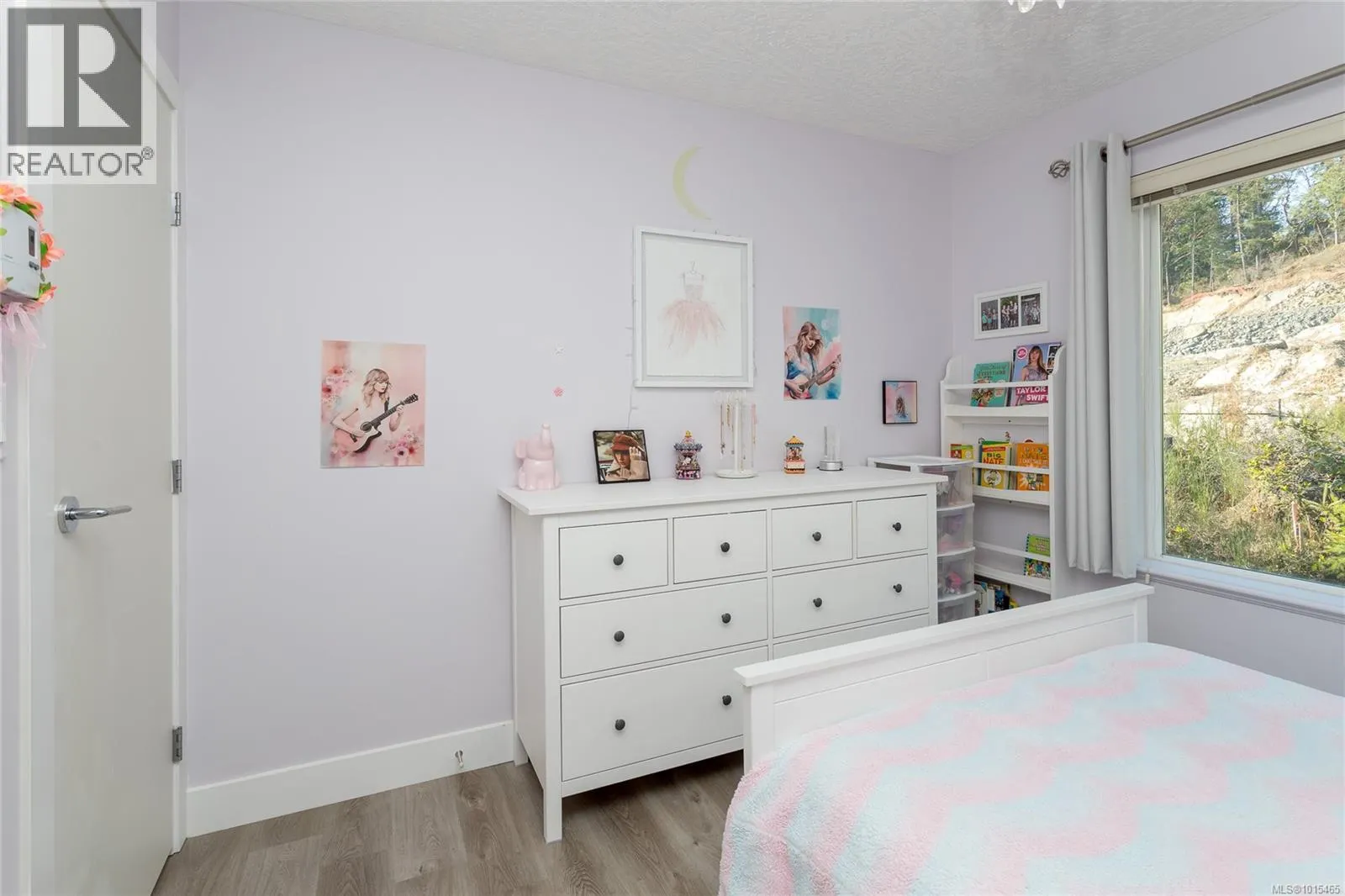 2121 Greenhill Rise