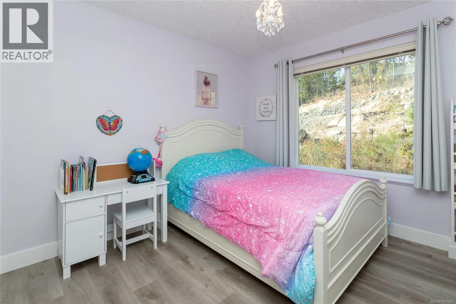 2121 Greenhill Rise