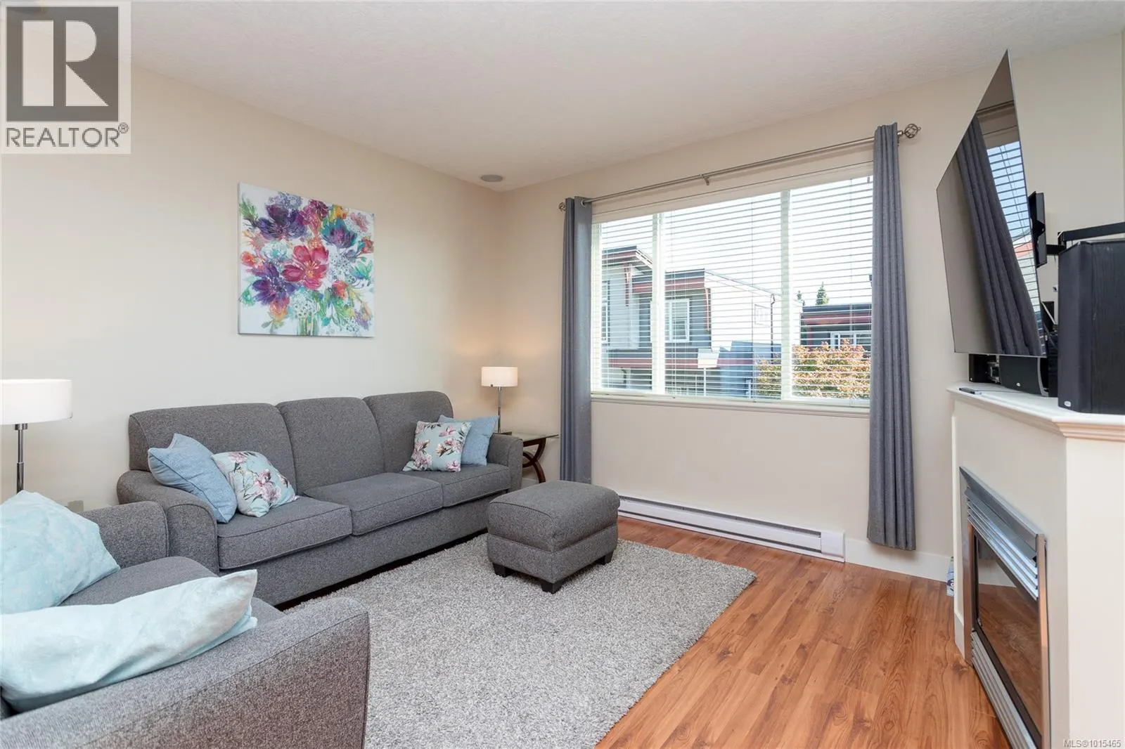2121 Greenhill Rise