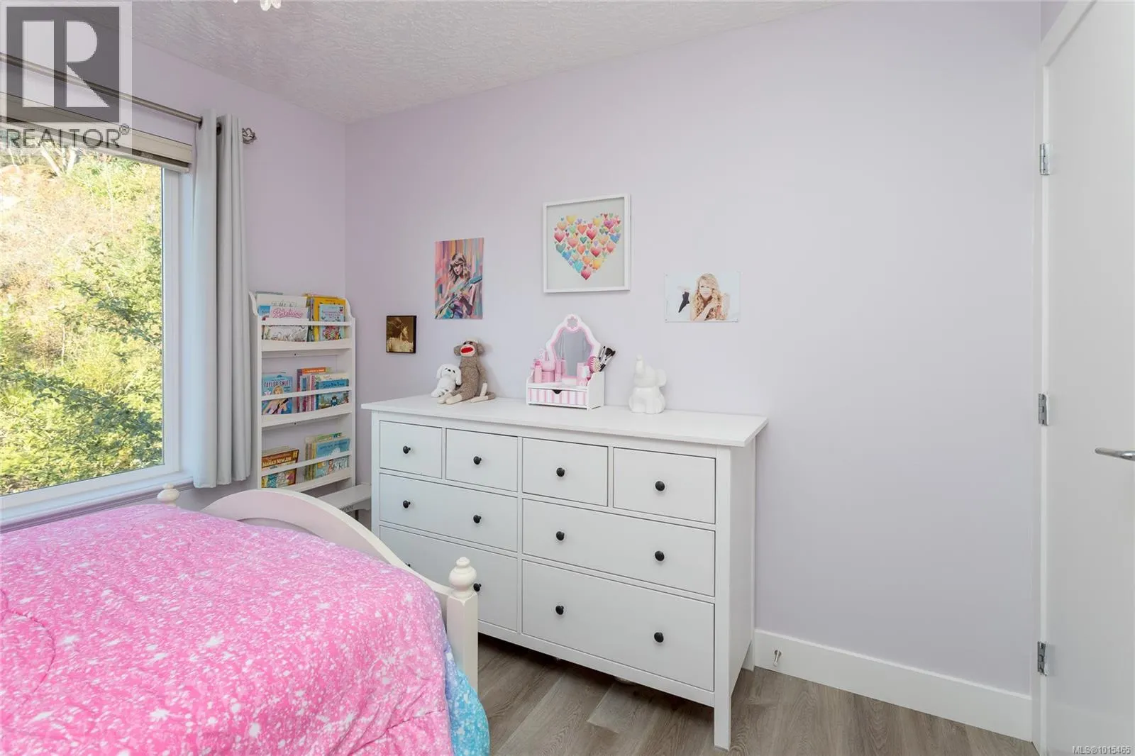 2121 Greenhill Rise