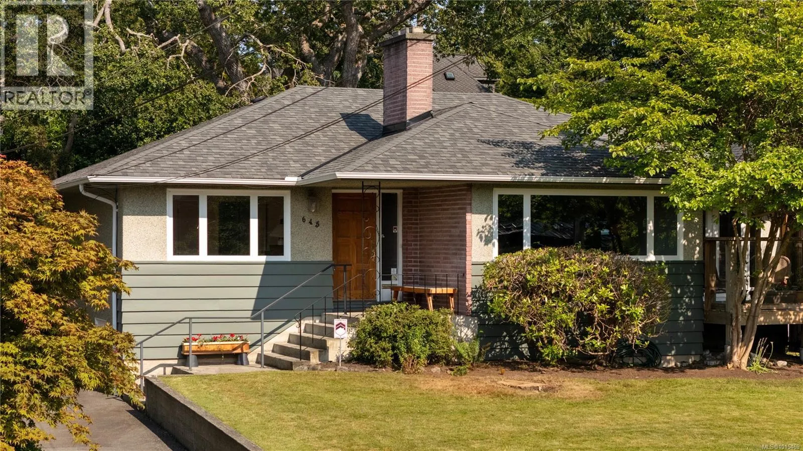 645 Transit Rd