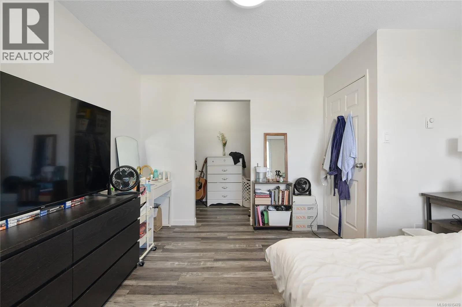 12 3987 Gordon Head Rd