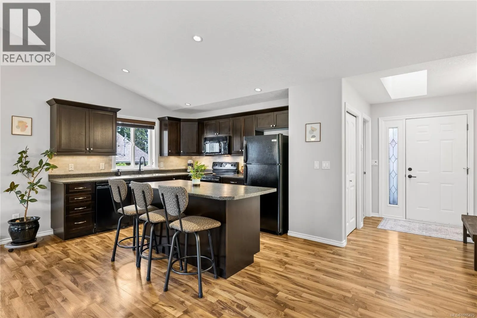 1821 Extension Rd