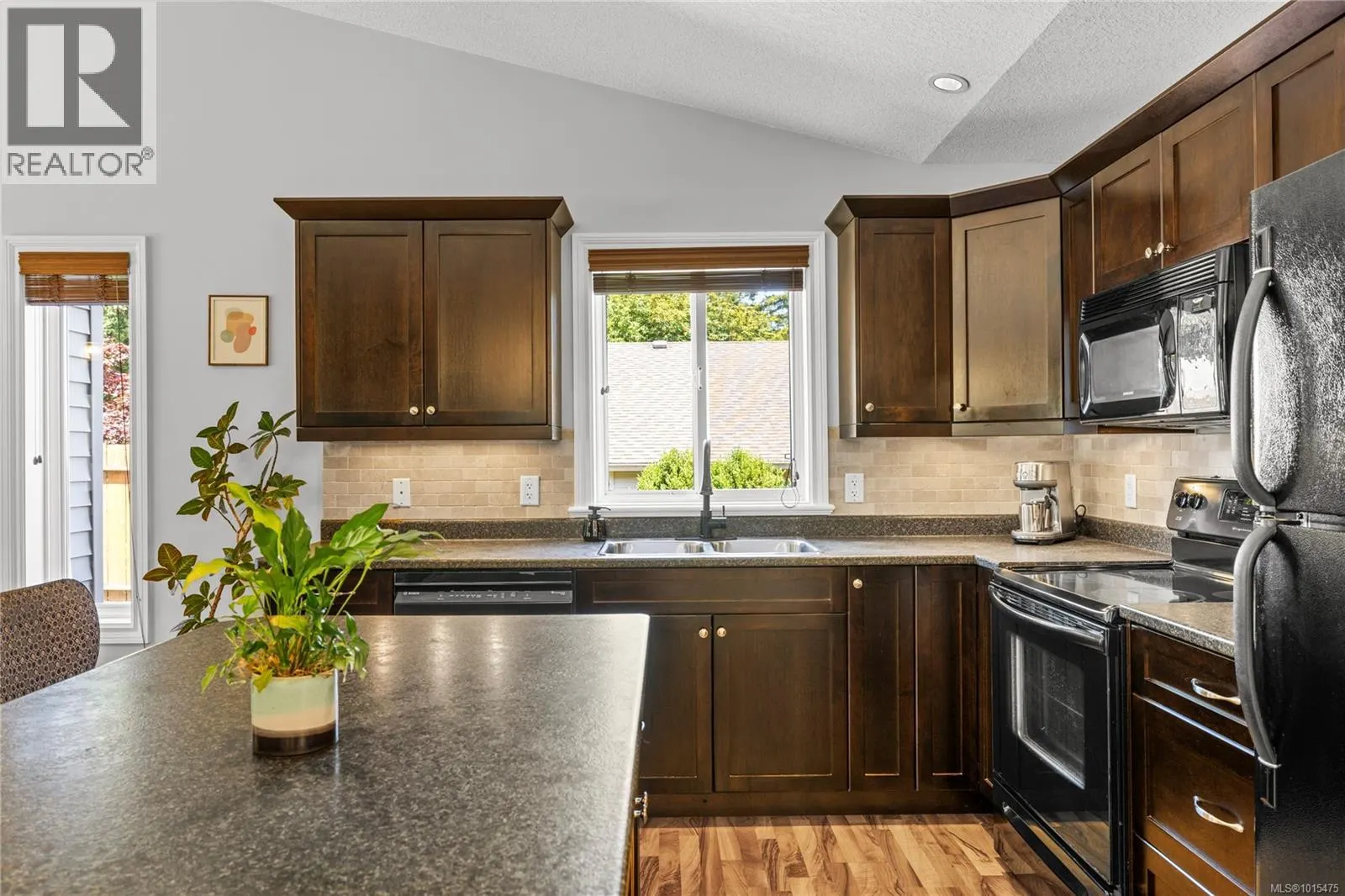 1821 Extension Rd