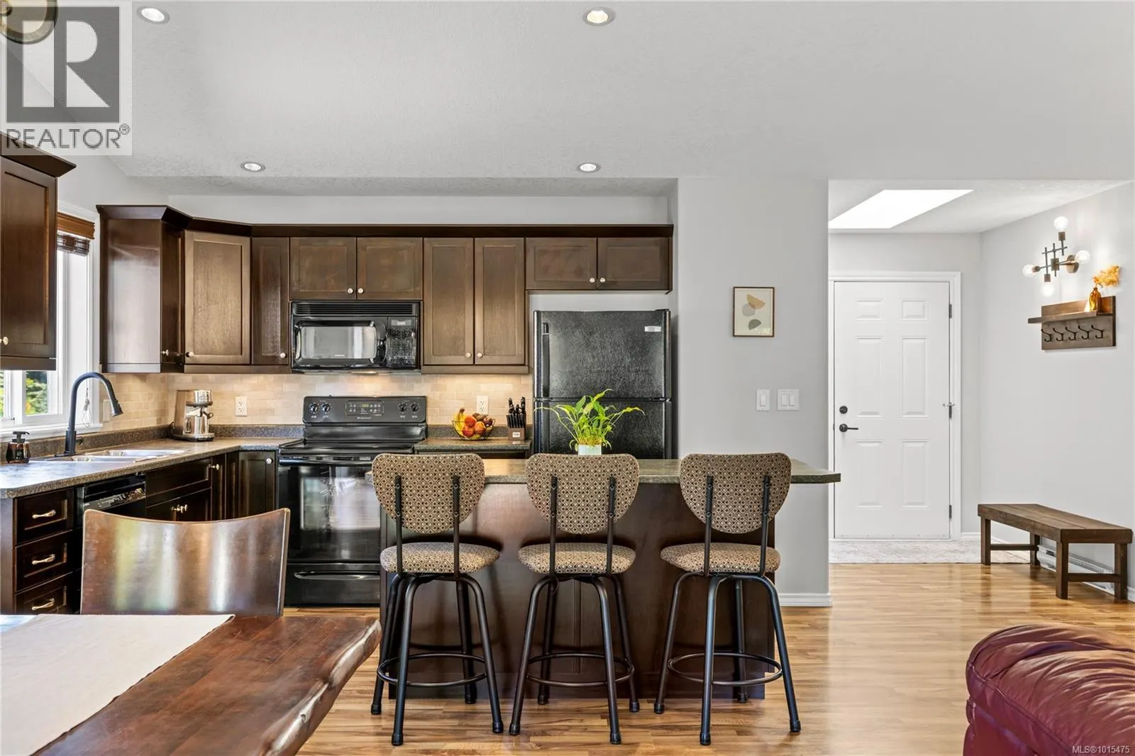 1821 Extension Rd